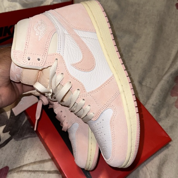 Jordan 1 Retro Hi OG - Picture 9 of 13